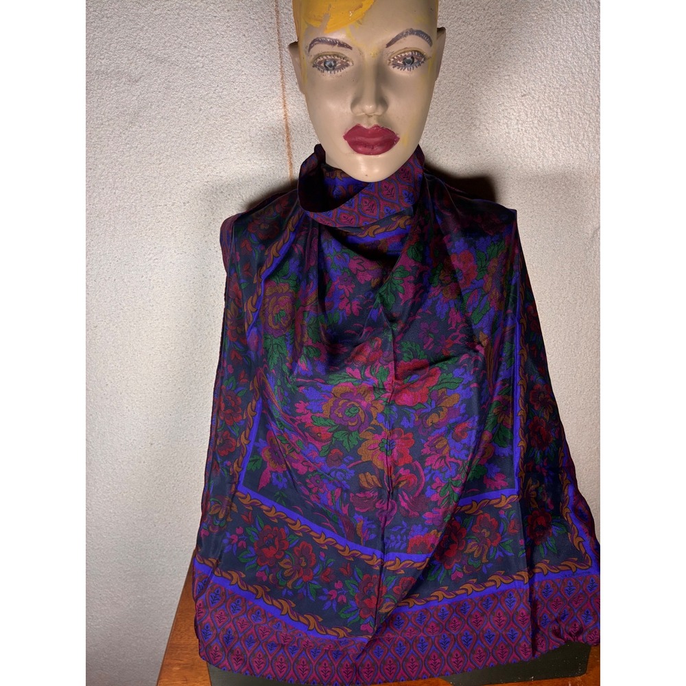 Liz Claiborne Scarf Womens OS Purple Floral Silk Excellent Square Large Wrap